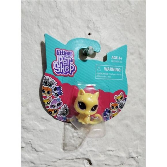 Littlest Pet Shop TV Series 2 Tabby Cat Mini Figure Pet - Rare Collectible Toy - Picture 3 of 5